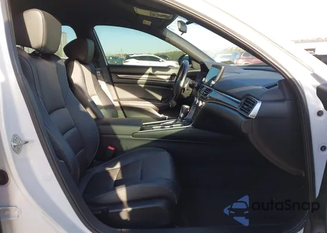 2021 Honda Accord Sport z USA, uszkodzony, nr VIN 1HGCV1F38MA001677